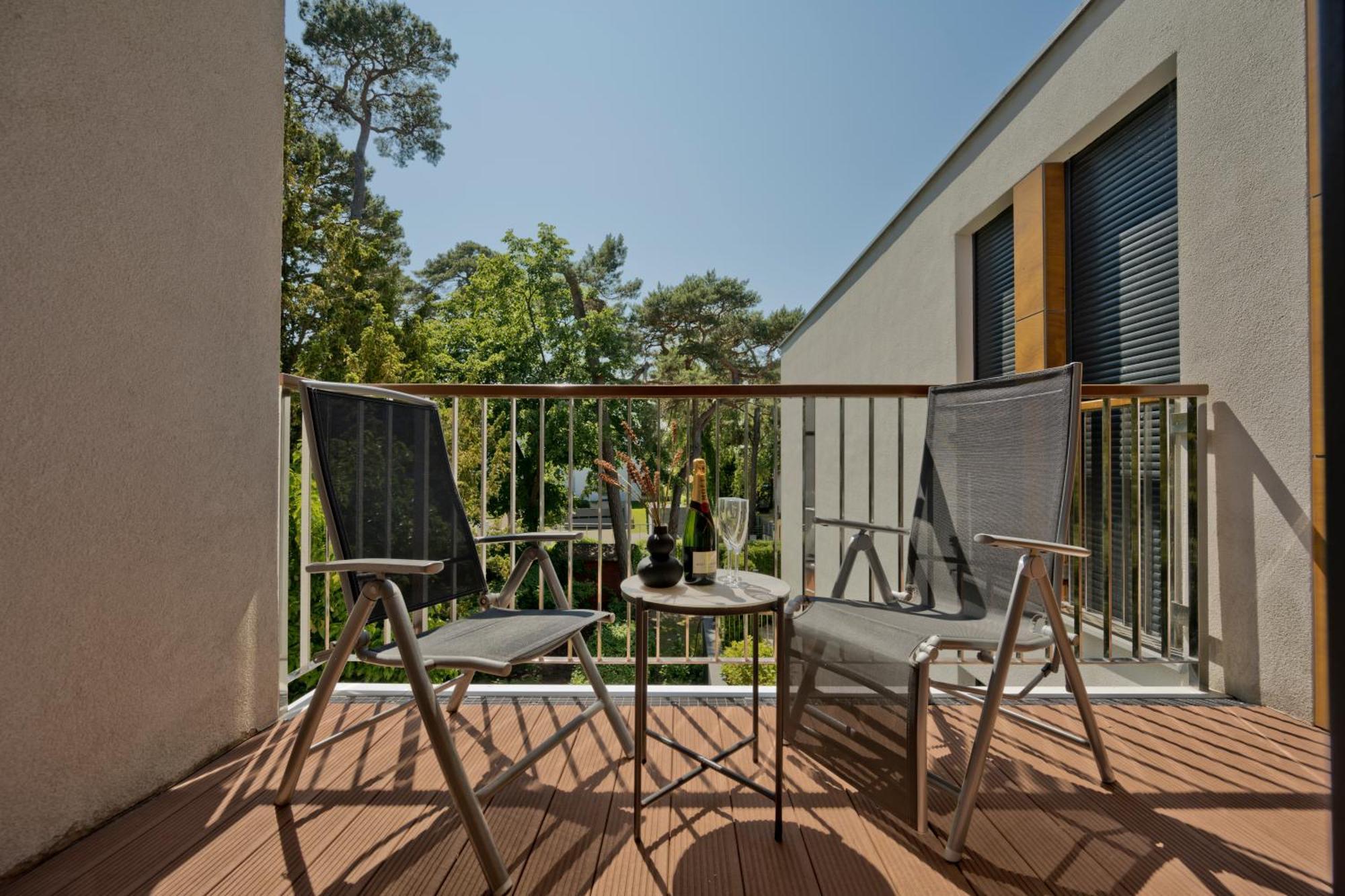 Blueapart Apartamenty Jurata Exteriör bild